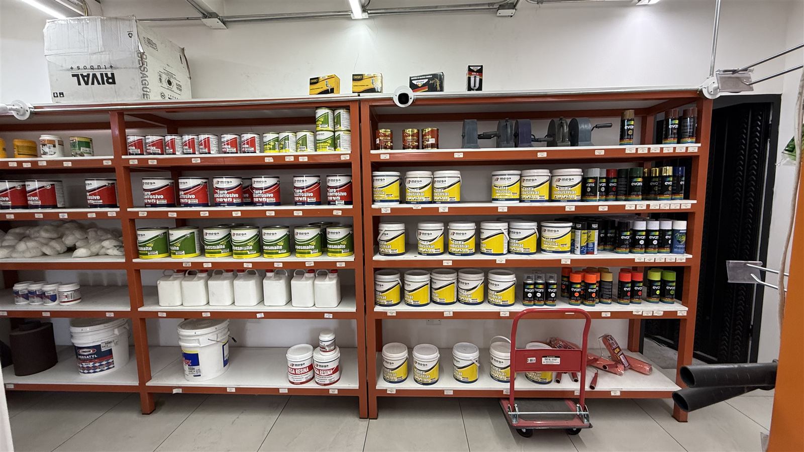 Interior de la sucursal